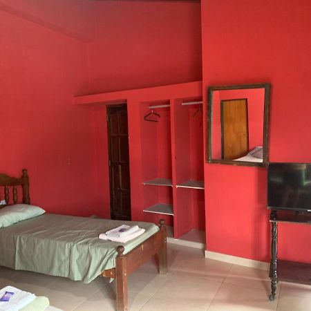 Hostal Casa De Piedra Humahuaca Esterno foto